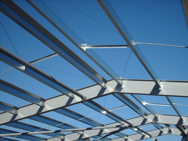 Hi-SPAN Roof Purlin Restraints Gallery Image