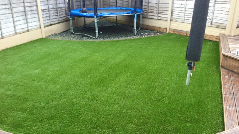 Child friendly artificial grass

Luxury Artificial Lawns Ags  Gallery Image