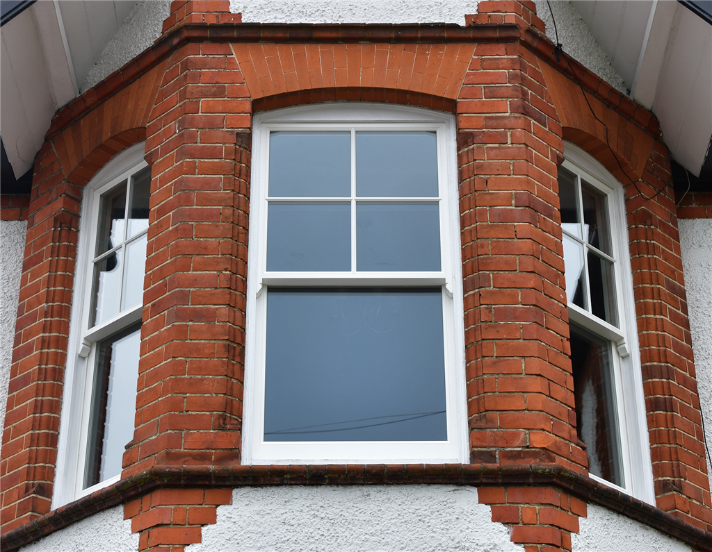 4 over 1 sash window bay Gallery Image