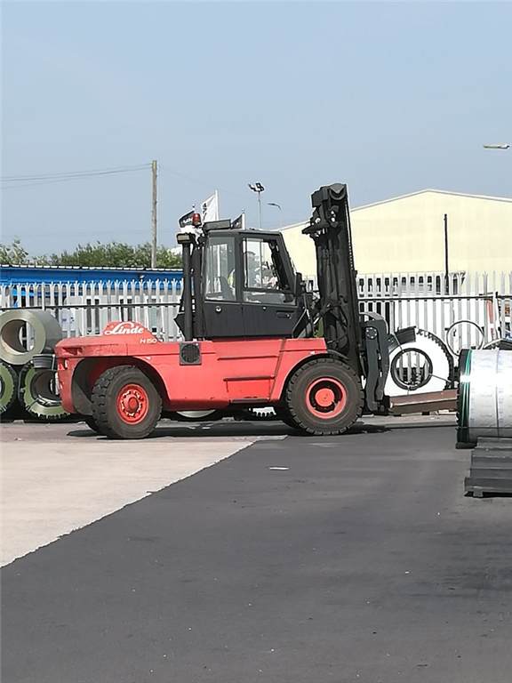 15 Tonne Counterbalance Lift Truck training in Cardiff, We provide onsite training in any size truck Gallery Image