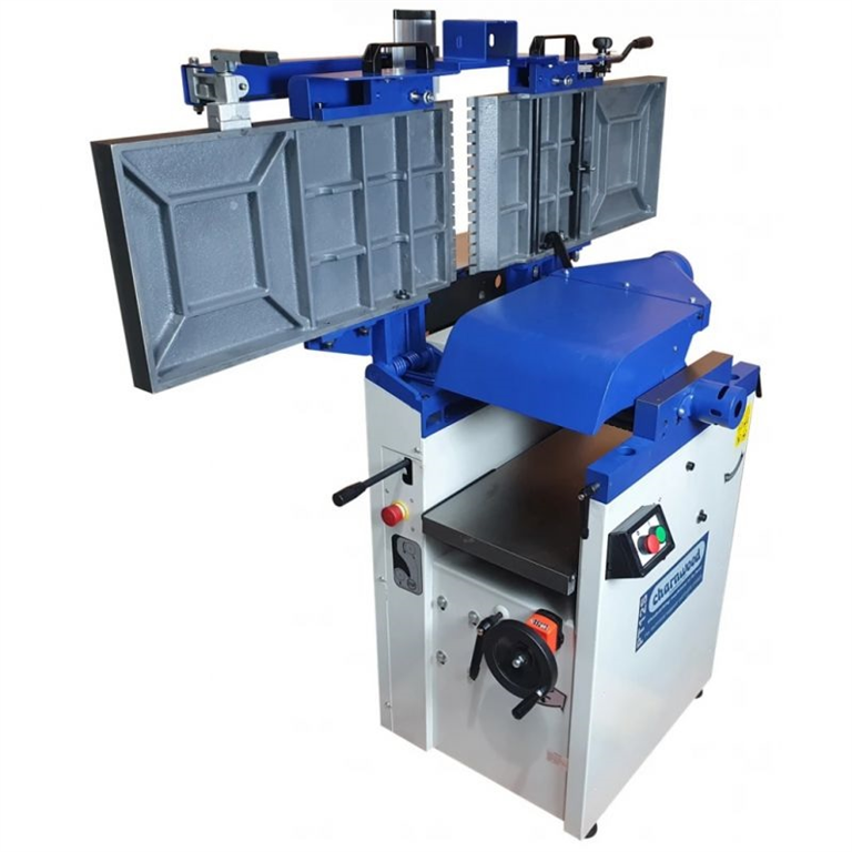 Charnwood Planer Thicknesser with Spiral Cutter Block - A combination planer thicknesser with fast changes between functions, a spiral cutter block with TC spur cutters for a smoother finish and noticeably reduced noise levels. Gallery Image