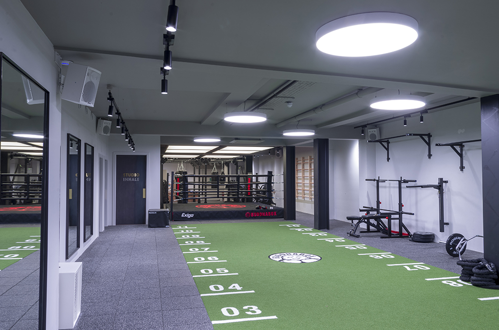 Buddhabox Gym, Berkeley Street London

Circular pendants, track and spots and colour-changing light boxes designed and supplied by Lighting Force Gallery Image