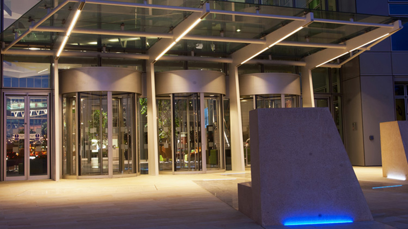 Network Rail HQ, Milton Keynes, lighting designed by Lighting Force for Scott Wilson and BAM Construction Gallery Image