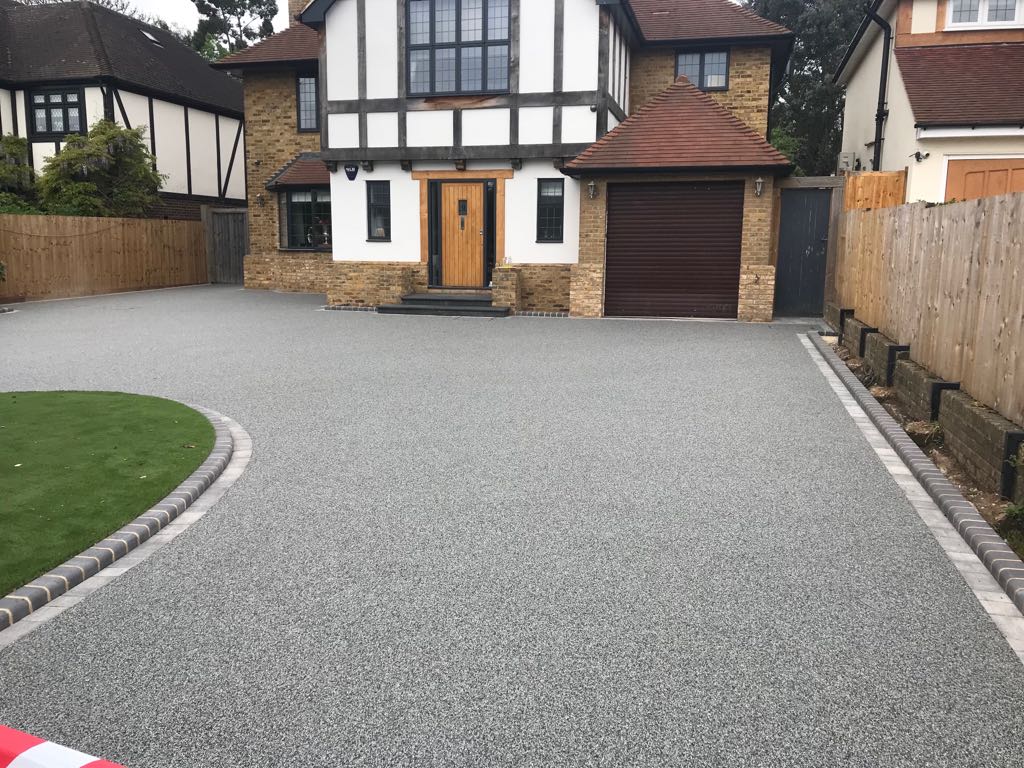 Resin Bound Driveway Gallery Image