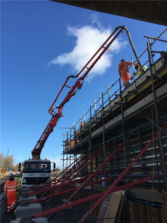 6.5M high by 12m long central Motorway pier wall with shaped head in single pour and erected by Hand Gallery Image