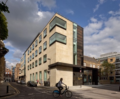 The Goldsmiths' Centre, Clerkenwell, London.
Client - The Worshipful Company of Goldsmiths - London Livery Company Gallery Image