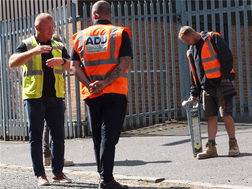 CAT and GENNY Cable Avoidance For Managers - Managing, Planning and Permit Course  Gallery Image